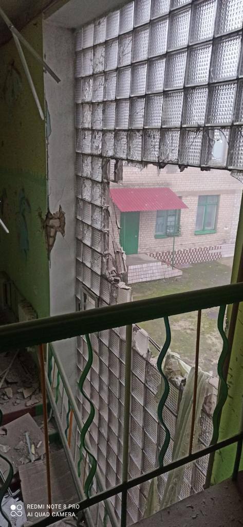 Уночі росіяни обстріляли медзаклад у Херсоні 02