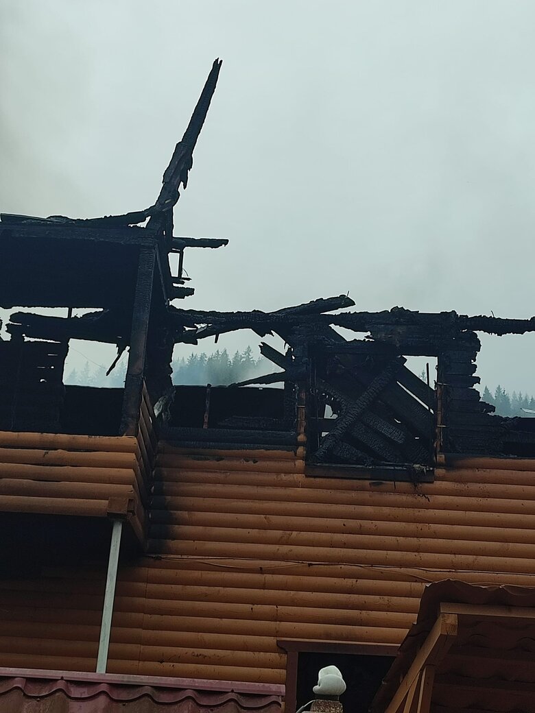На Прикарпатті згорів дитячий санаторій. Діти не постраждали, але залишилися без речей 01