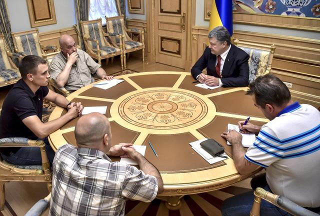 коррупция порошенко волонтеры