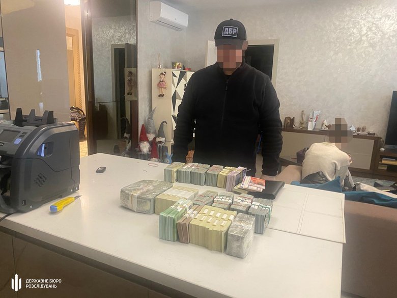 збагачення посадовиці Держекоінспекції