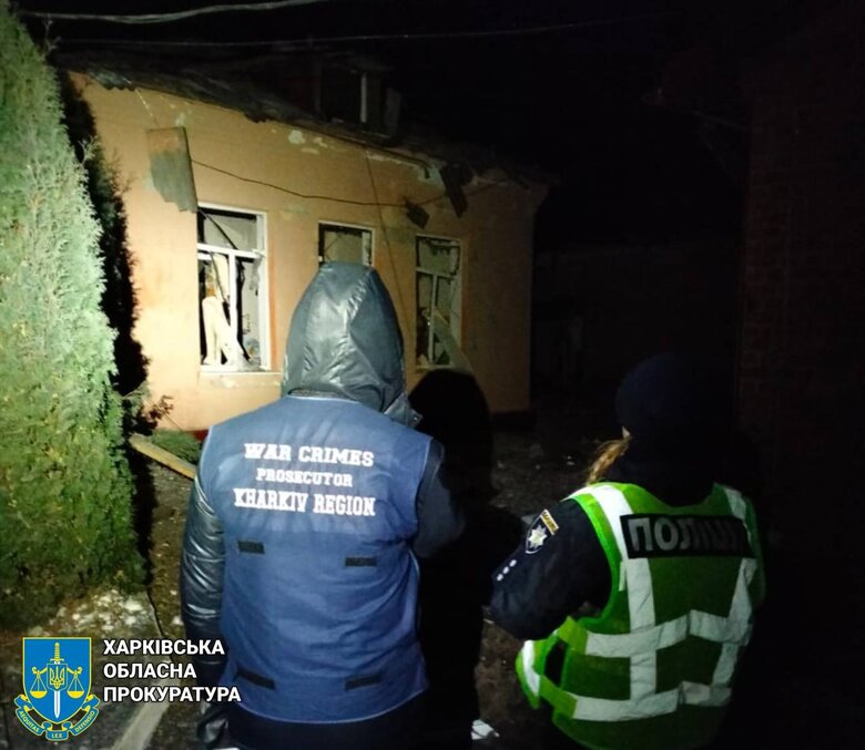 Consequences of shelling of Chuhuiiv in Kharkiv region: S-300 rockets hit city. Woman died. 3 people were injured 05