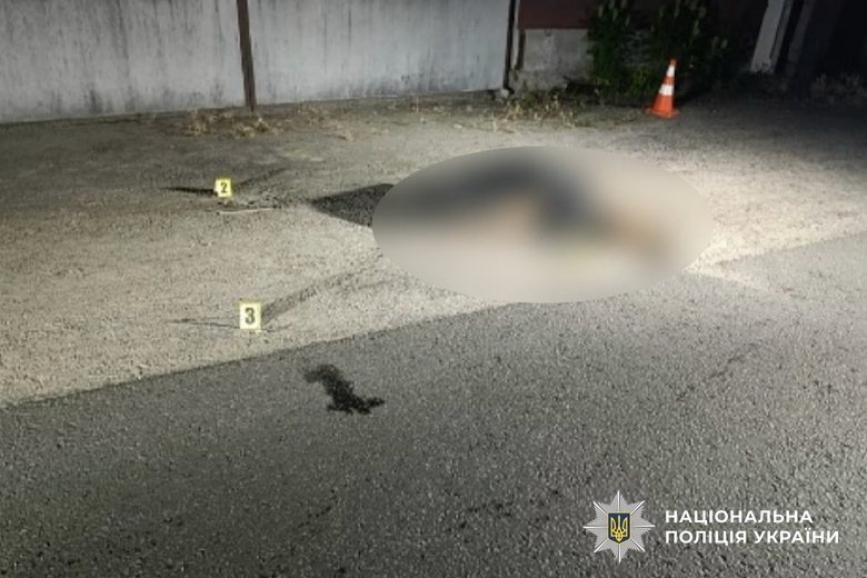 In Dnipro, a man threw a grenade at police officers