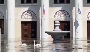 Center of Nova Kakhovka, flooded by occupiers. VIDEO