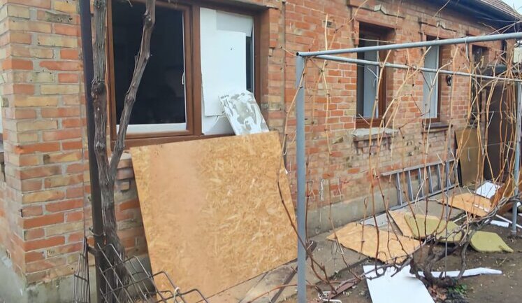 Оккупанты атаковали Никопольщину дронами-камикадзе и артиллерией: Повреждены дома, инфраструктурные объекты и ЛЭП. ФОТОРЕПОРТАЖ