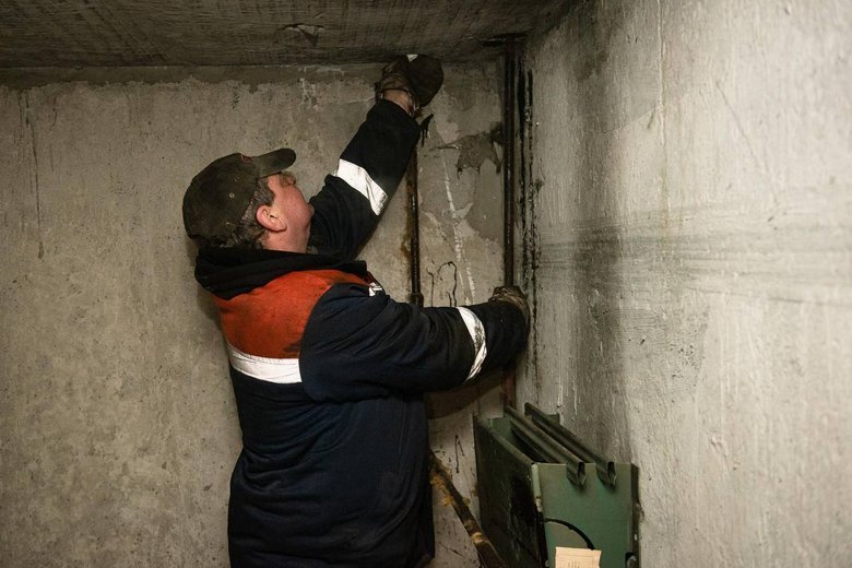 обстріл України