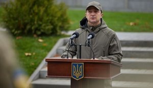 Зеленський подав у Раду законопроєкти "Про основи національного спротиву" та про збільшення чисельності ЗСУ