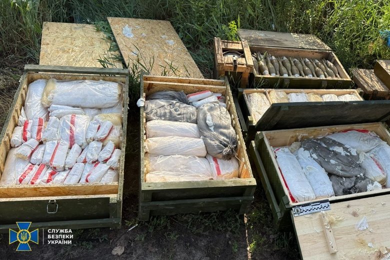 СБУ викрила 7 каналів збуту зброї: вилучено АК-12, дрони та вибухівку