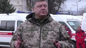 Порошенко в Краматорську заборонив журналістам бути присутніми на передовій: "Запитав президента, де АТОшні гроші солдат. Він перебив і сказав, що я брешу"