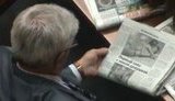 Регионал Потапов изучает советы о первом сексе с новой девушкой во время заседания парламента. + ВИДЕО.