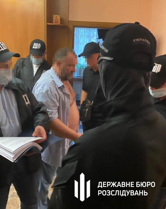 Експосадовців Міноборони підозрюють у заподіянні 476 млн грн збитків при закупівлі катерів і санітарних автомобілів для ЗСУ, - ДБР 03