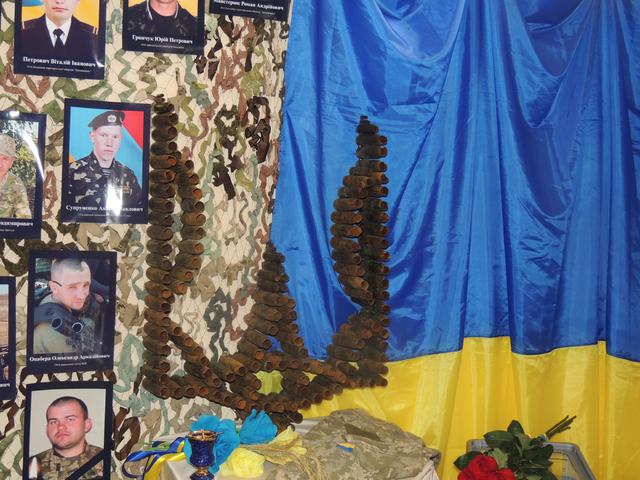Жителі Торецька відзначили третю річницю визволення міста 15 Жителі Торецька відзначили третю річницю визволення міста 15
