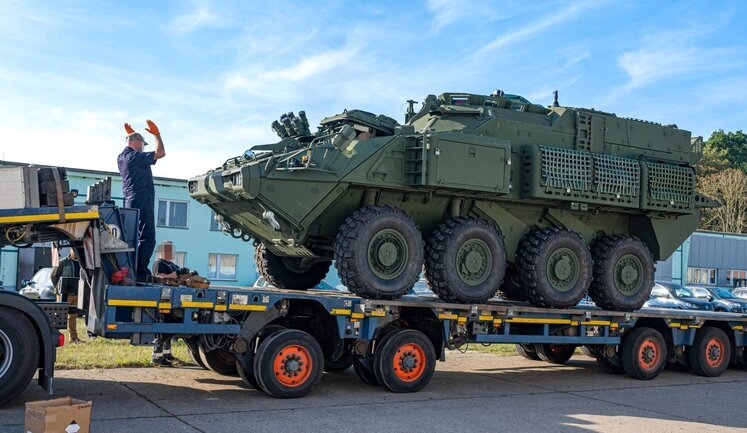 Канада передасть Україні 50 бронетранспортерів ACSV до кінця року