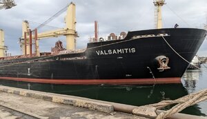 More than 400,000 tons of agricultural products were exported from ports of Great Odesa in two days. PHOTOS