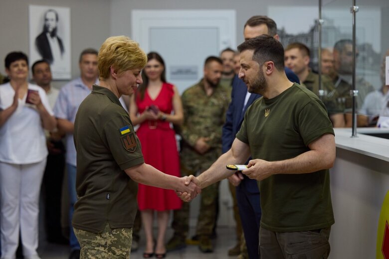 Командующий Медицинскими силами ВСУ Остащенко получила звание генерал-майора 02