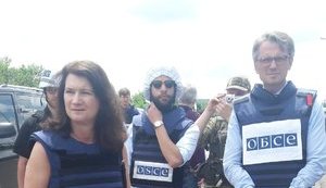 Глава ОБСЕ Линде посетила Мариупольский порт и КПВВ "Новотроицкое". ФОТОрепортаж