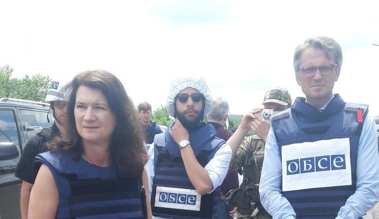 Глава ОБСЕ Линде посетила Мариупольский порт и КПВВ "Новотроицкое". ФОТОрепортаж