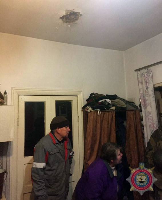 Russian militants mortar-shelled Avdiivka, hit private house, - National Police 02