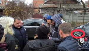 Машину Филатова эвакуировали за неправильную парковку. ВИДЕО