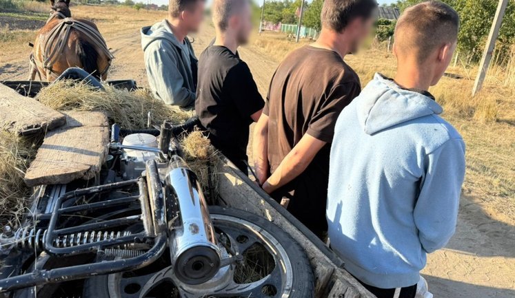 Переправка в Молдову на подводе: в Одесской области задержаны четыре мужчины, - ГПСУ. ВИДЕО+ФОТО