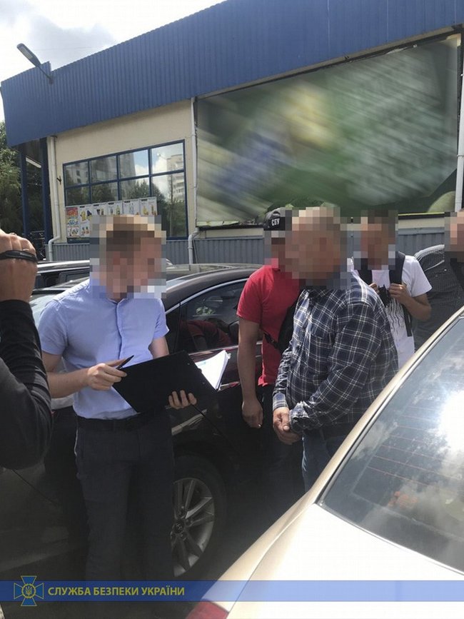 Чиновник Гоструда задержан в Чернигове за систематическое взяточничество, - СБУ 01