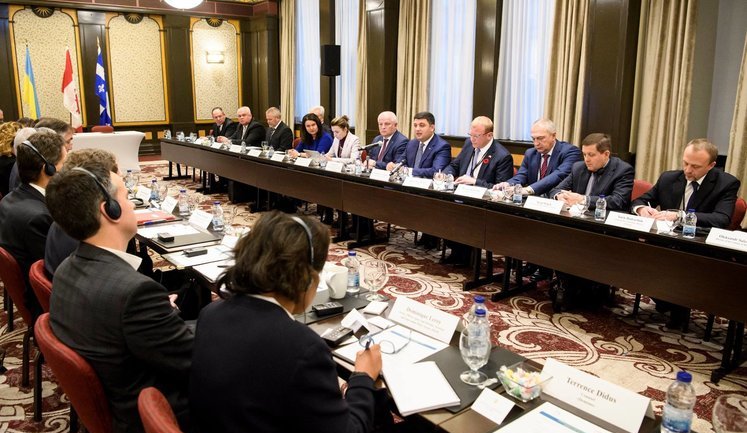 Между космическими агентствами Канады и Украины подписан Меморандум о сотрудничестве, - Гройсман. ФОТО