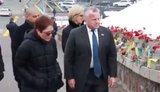 Замгоссекретаря США Салливан посетил мемориал Героев Небесной Сотни. ВИДЕО