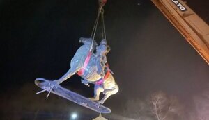 Памятник Суворову был демонтирован в Одессе 29 декабря. ВИДЕО+ФОТО