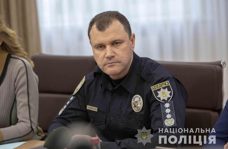 Червона зона: як працює ринок фальшивих сертифікатів 04