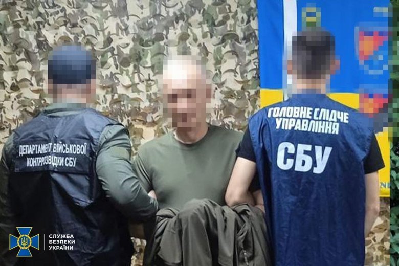 580 FPV-дронов на 12 млн грн: СБУ задержала чиновника