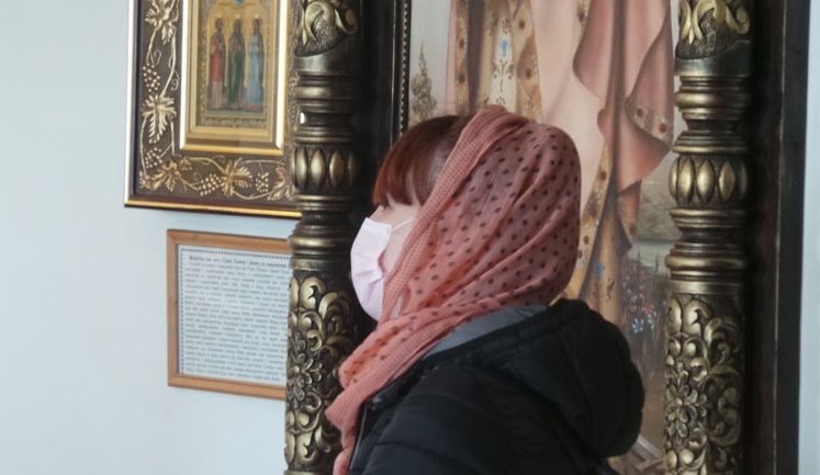 Через недотримання правил карантину та скупчення людей багато заразилися коронавірусом у храмах, - МОЗ