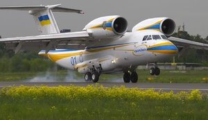 Украинские самолеты хотят собирать в Канаде: "Антонов" создал компанию