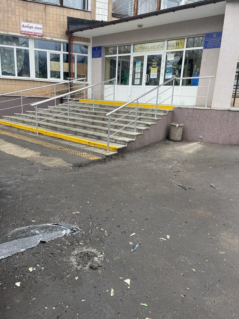 Ночью оккупанты обстреляли Курахово кассетными боеприпасами и ракетами, под обстрелами также находились Торецк, Угледар и Бахмут, - ОВА 07