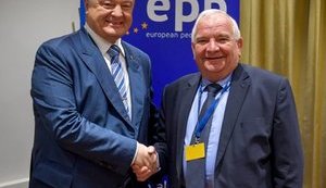 "Євросолідарність" вступила в Європейську народну партію