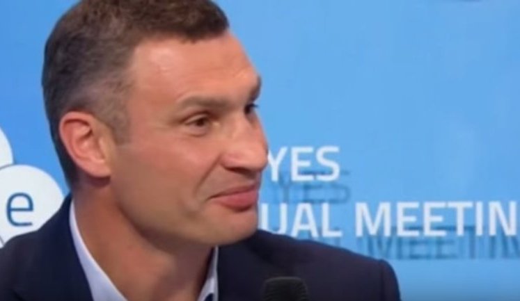 Кличко не хочет продлевать договор с "Киевэнерго" Ахметова на управление теплосетями