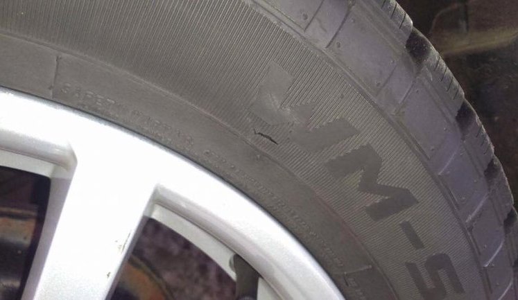 "Укравтодор" призвал водителей поставить зимнюю резину на автомобили