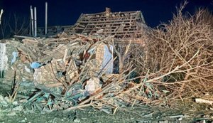 Ворог вдарив керованими авіабомбами по Запорізькому району: дві дитини поранені