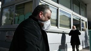 Греція ввела комендантську годину через зростання зараження коронавірусом