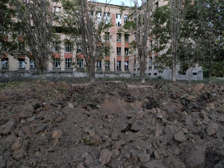 Оккупанты ударили по школе в Донецкой области, - Кириленко 05