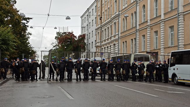 Не спи з чоловіком, як з жінкою, бо це - гидота! - противники ЛГБТ-маршу збираються в парку ім.Шевченка 23