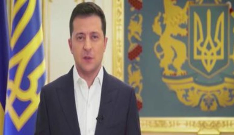Агітувати ні за кого не можу. Ви люди розумні, самі все знаєте, - Зеленський закликав жителів Кривого Рогу відповідально проголосувати на виборах мера. ВIДЕО