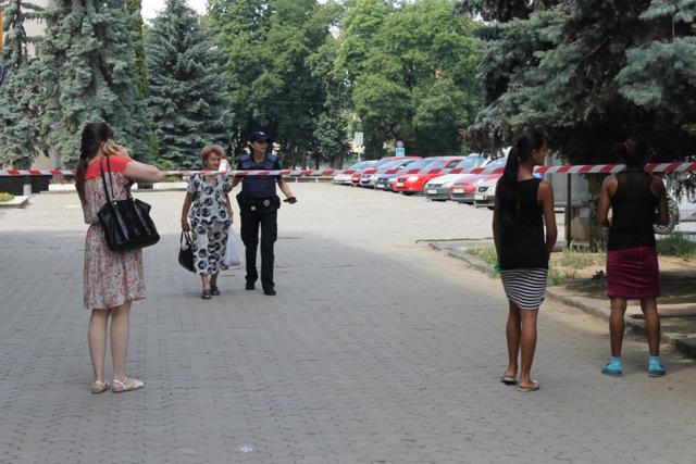 захват ужгород заложники