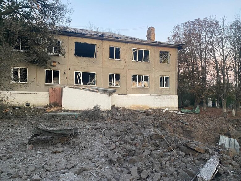 Доба на Донеччині: численні обстріли Вугледару, Мар’їнської громади, Часового Яру, дві людини загинули 04