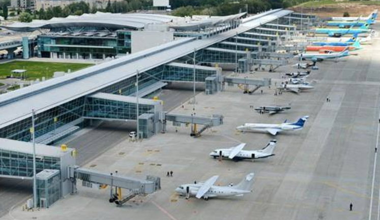 Глава "Борисполя" отказался подписывать договор с лоукостером Ryanair (обновлено)