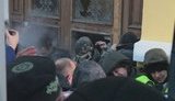 "Это злоупотребление правом на мирный протест", - послы Канады и Великобритании о попытке штурма Октябрьского