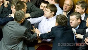 In Case of Using Force Regions Deputies Risk Getting Their Butts Kicked, Bondarenko