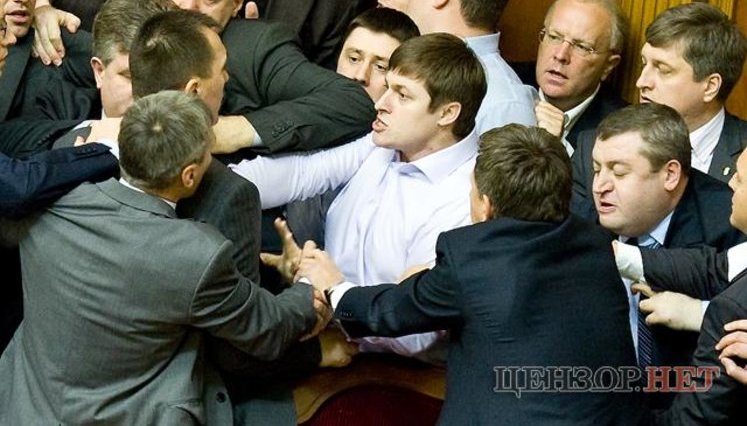 In Case of Using Force Regions Deputies Risk Getting Their Butts Kicked, Bondarenko