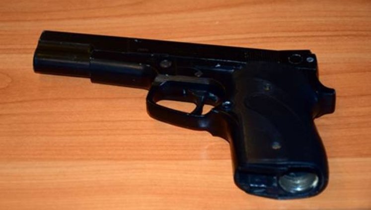 Стрілянина на території львівської школи: спалахнув конфлікт між батьками, поранено чоловіка, - поліція. ВIДЕО