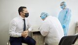 Зеленский подписал закон, освобождающий производителей вакцин от COVID-19 от ответственности за негативные последствия вакцинации