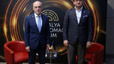 Кулеба обсудил с главой МИД Грузии Залкалиани взаимное признание свидетельств о вакцинации от COVID-19