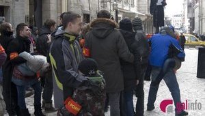 Под эротические позы молодежи опальный писатель Винничук вновь прочитал стих о власти «Убий під#раса». ФОТОрепортаж